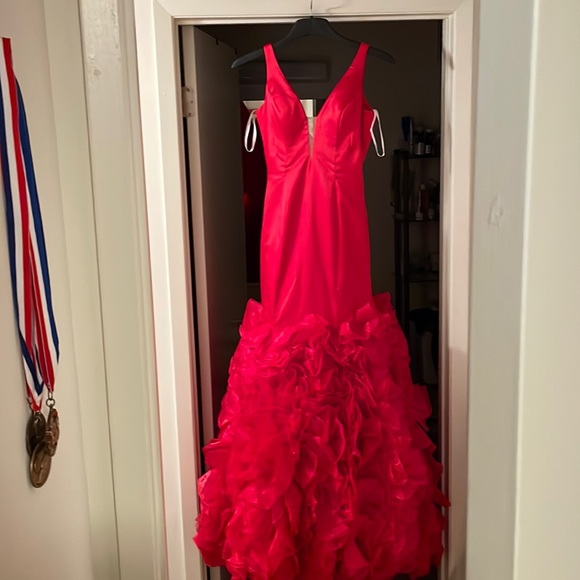 knee length dresses for ladies Buy dress style  55380 designed by SherriHill